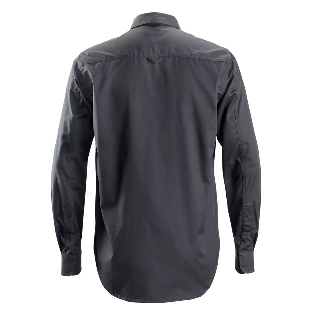 grå snickers skjorte bagside